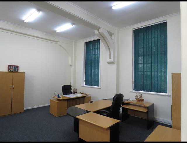 122M² OFFICE TO LET IN PAARDEVLEI
